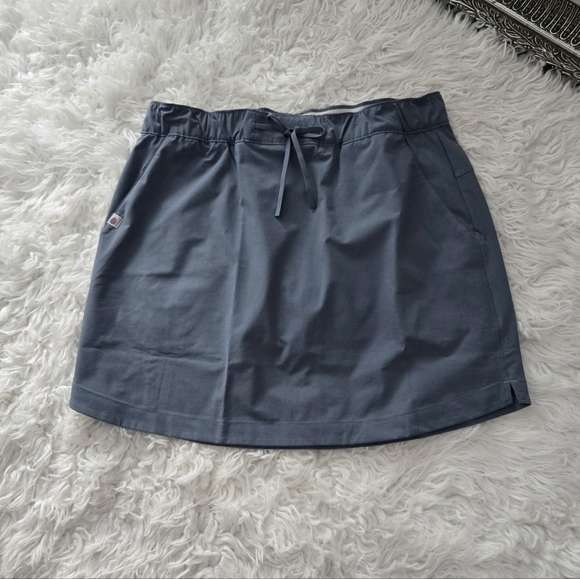 Stio Women's Vallis Skirt. COLOR -Stormy Weather. Size 8. New.Active comfort - Picture 1 of 10